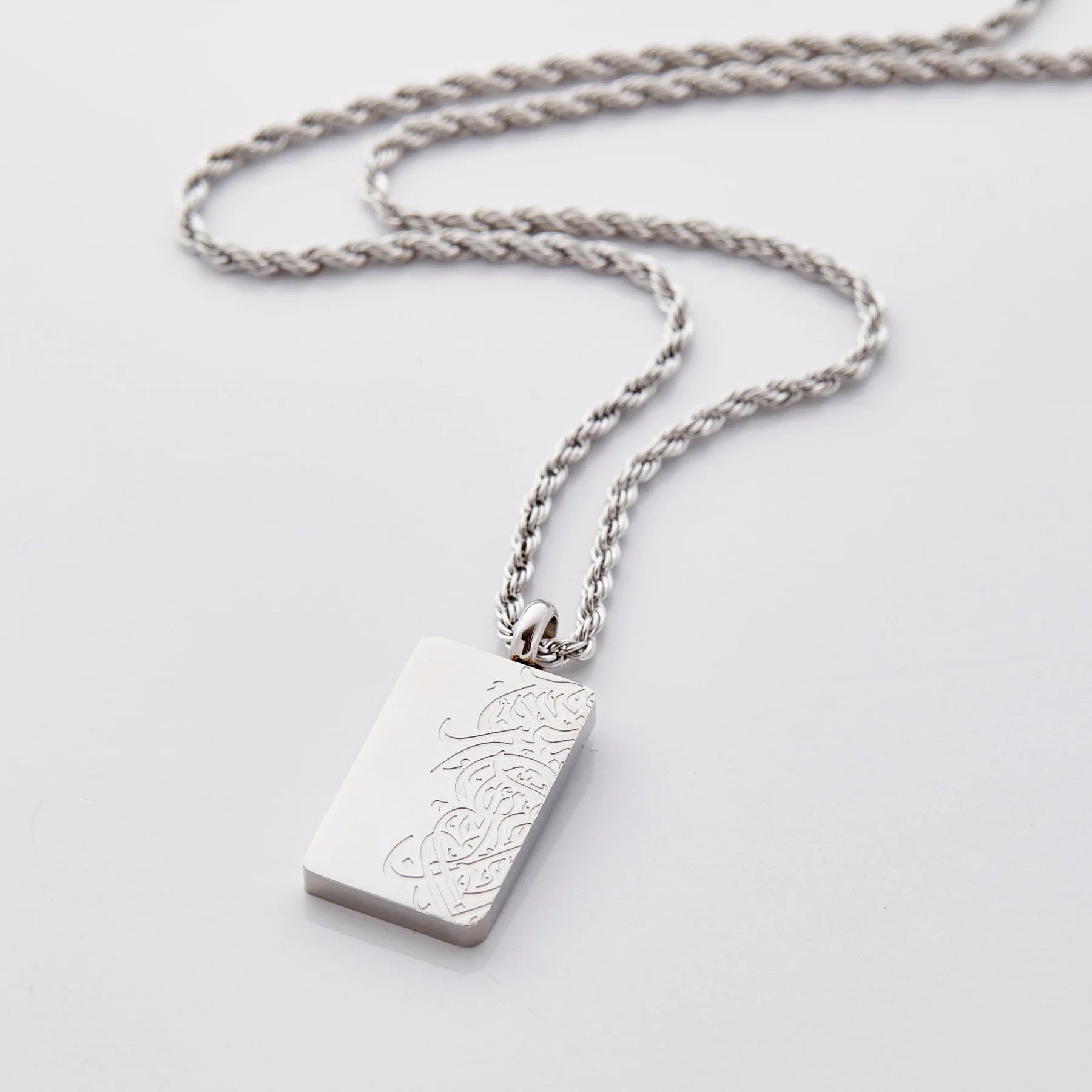 "The beauty of pain" Calligraphy Necklace | Men